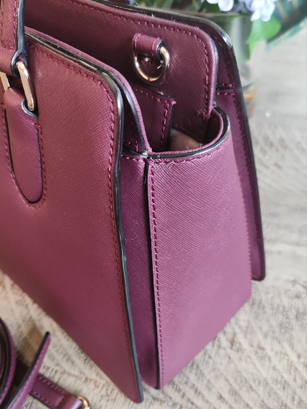 kate spade Saffiano Leather Satchel With Strap. Gorgeous Fall & Winter Bag! - Picture 4 of 8
